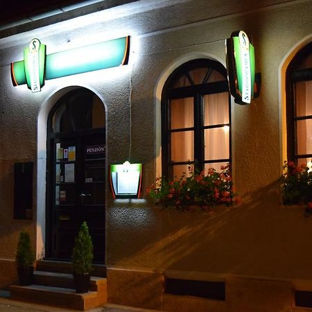 Ring Penzion Komárno Εξωτερικό φωτογραφία